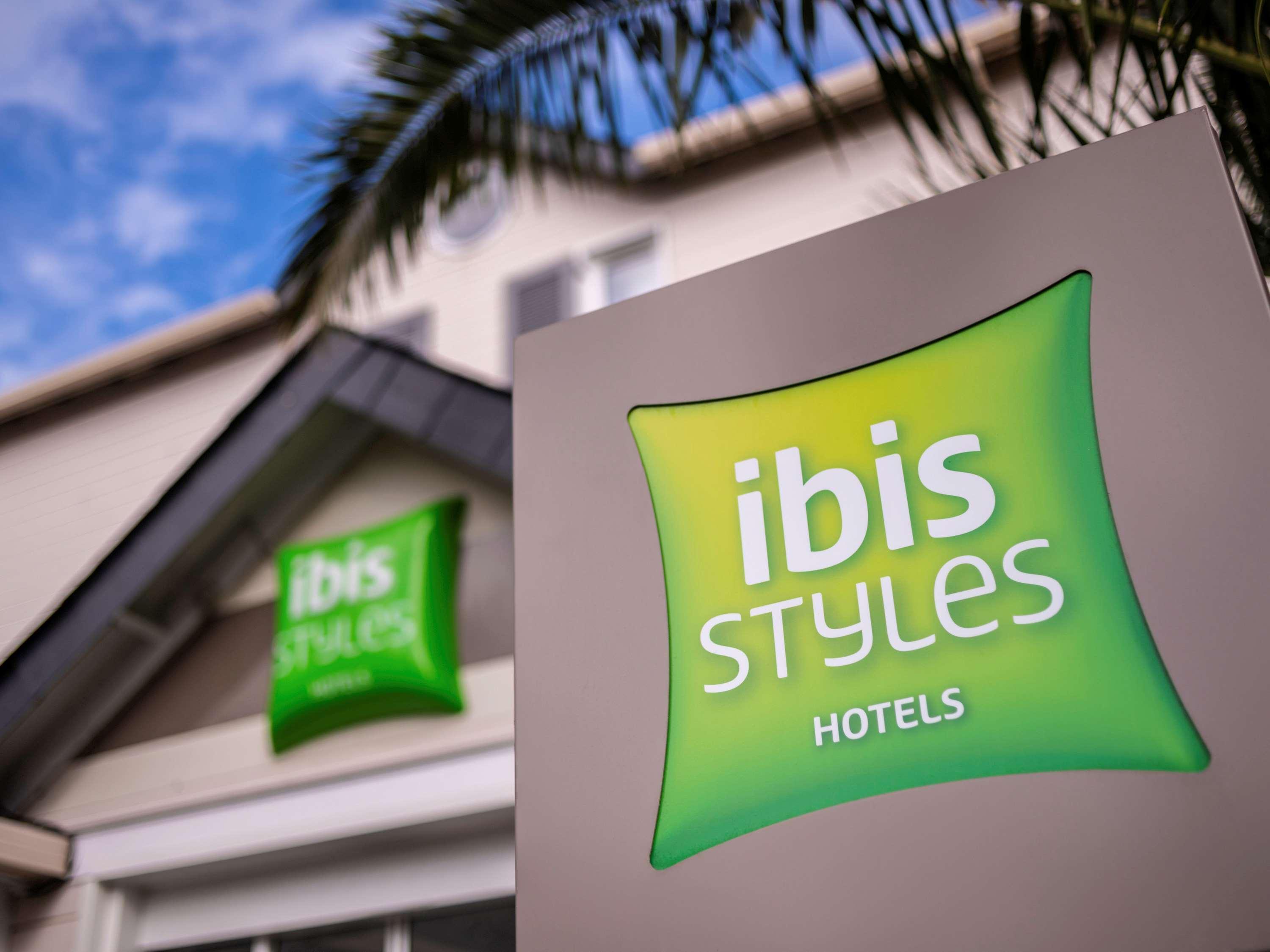 Ibis Styles Quimper Hotel Exterior foto